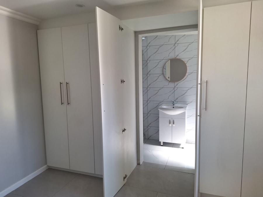 To Let 1 Bedroom Property for Rent in Retief Eastern Cape